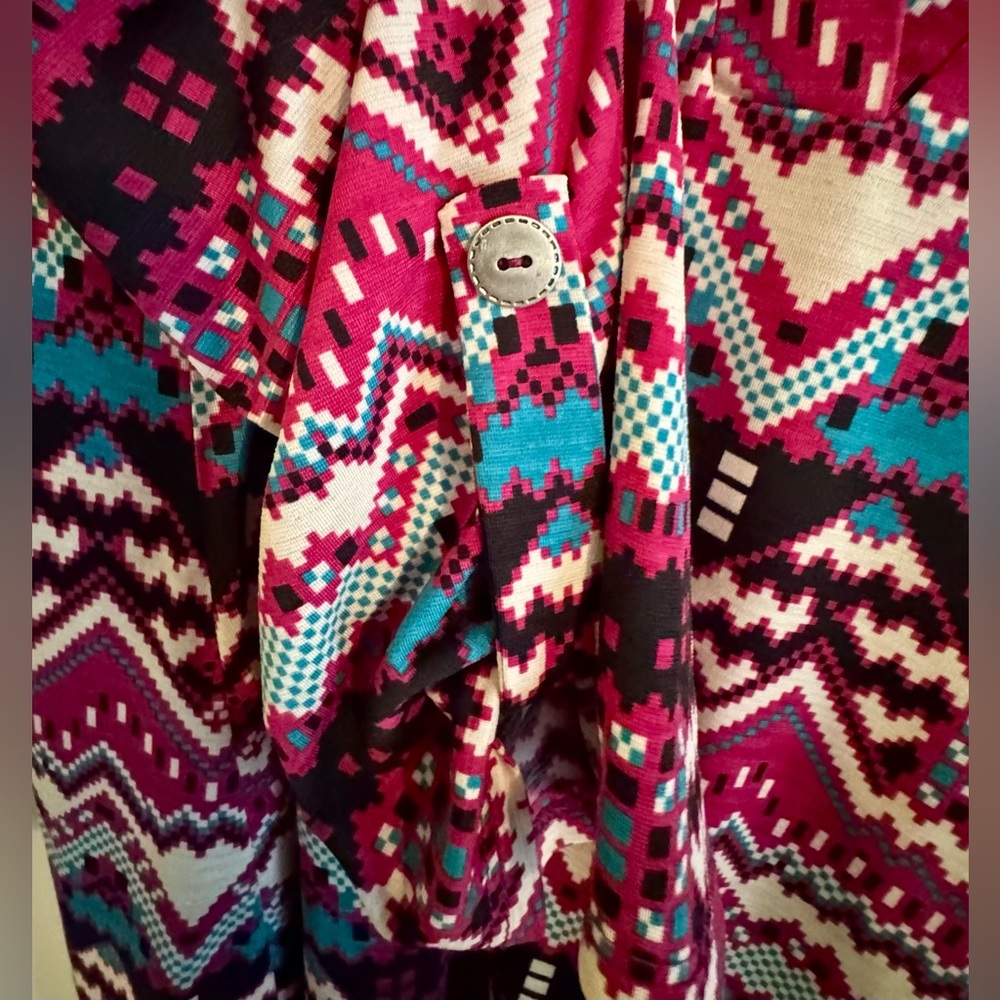 Honeyme Multicolor Patterned Top - Picture 3 of 5